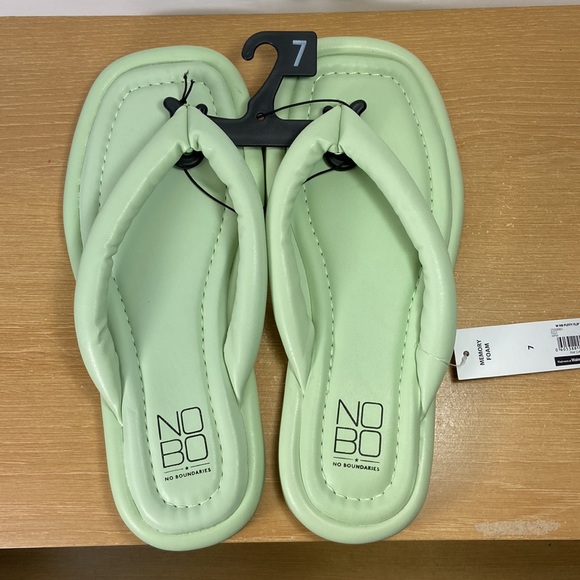 No Boundaries Memory Foam Puffy Flip Flops Women’s Size 7 - Picture 5 of 12